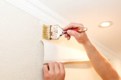 Pose de papier peint à Talcy — revêtements muraux et toiles de verre